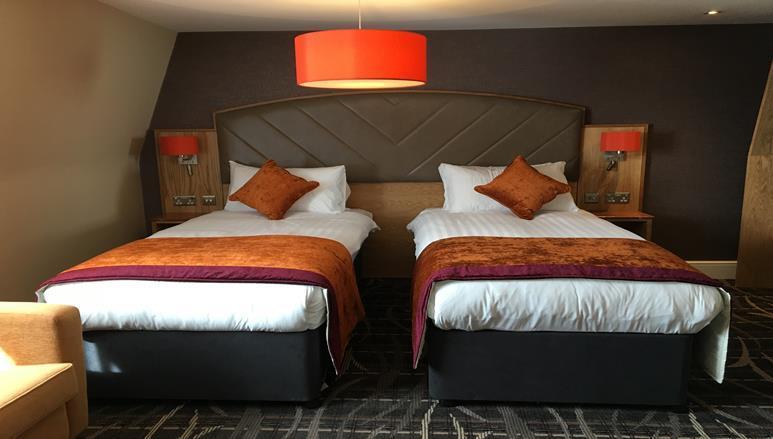 The Crown Hotel Wetherspoon Biggleswade Exteriér fotografie