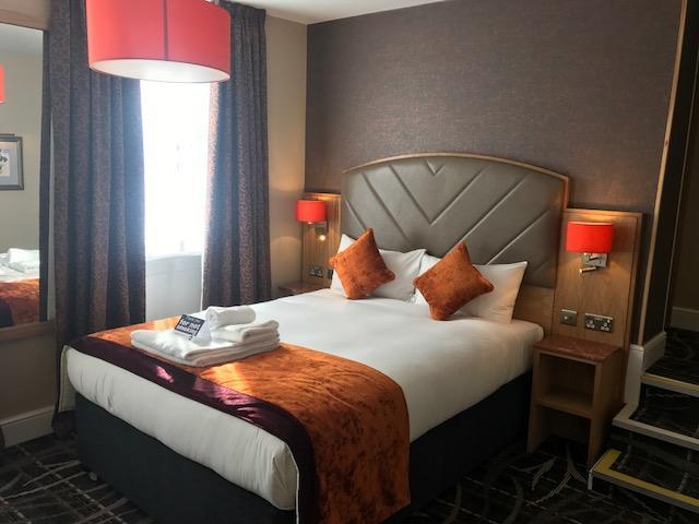 The Crown Hotel Wetherspoon Biggleswade Exteriér fotografie